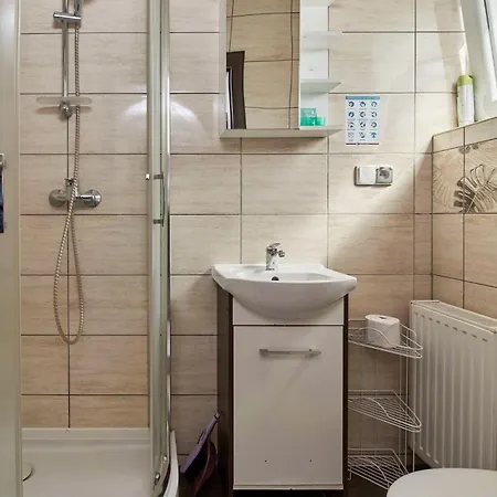 Cliff House Pensionat 3*