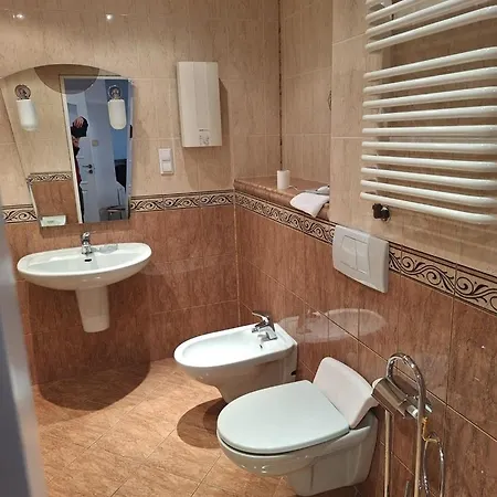 Pensionat Cliff House 3*
