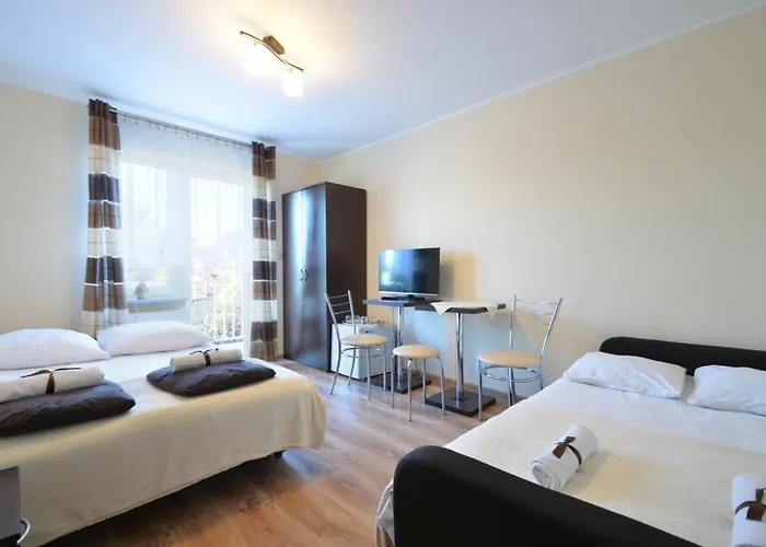 Konukevi Cliff House 3*