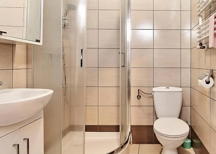 Konukevi Cliff House 3*