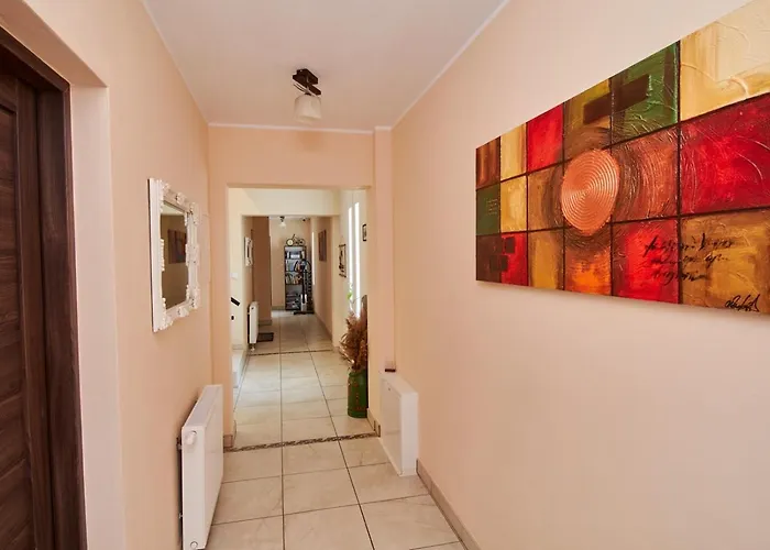 Cliff House Konukevi